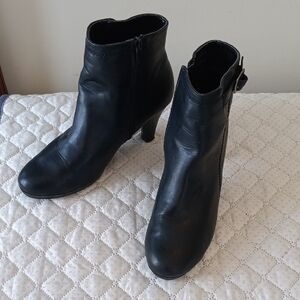 Bass Black Heel Boots